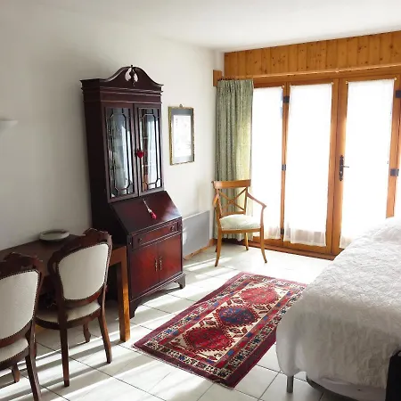 Chalet Les Tulipes Apartment Les Gets